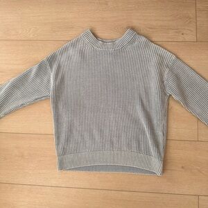 Mens Abercrombie Size XS oversized sweater its a grayish blue color